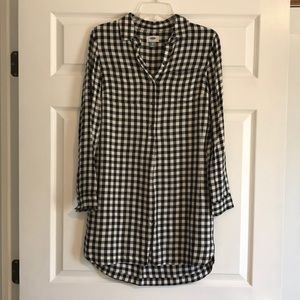 Black and white tunic